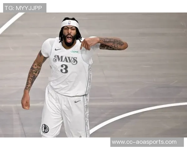 浓眉加盟独行侠后出勤率仅3046场比赛只打了14场引发关注