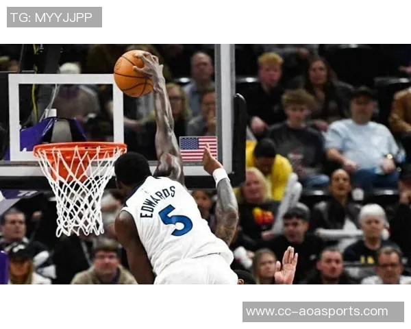 维金斯半场表现惊艳砍下19分下半场能否继续发力引发期待